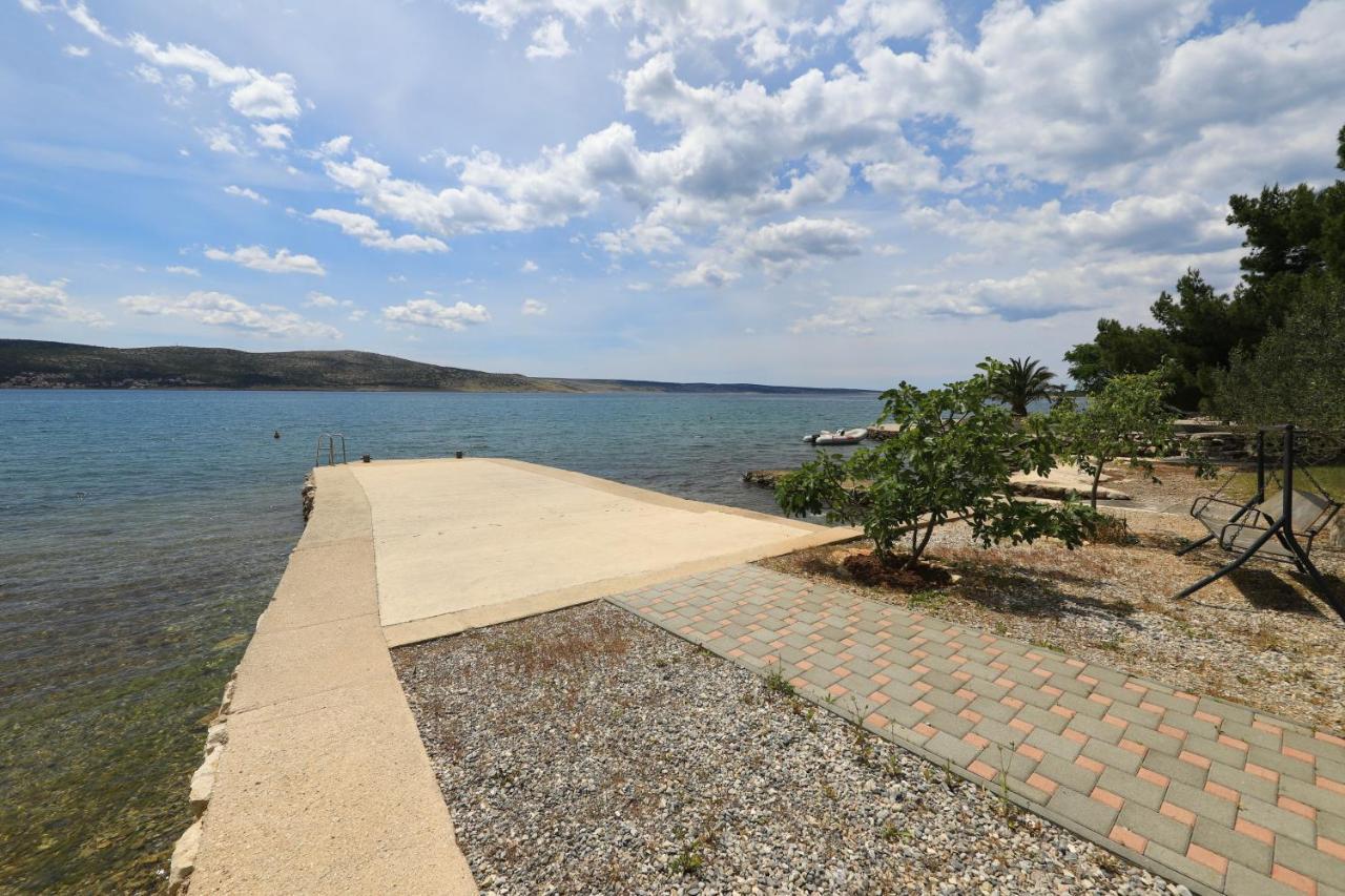 Villa Rajna Starigrad Paklenica Exterior foto